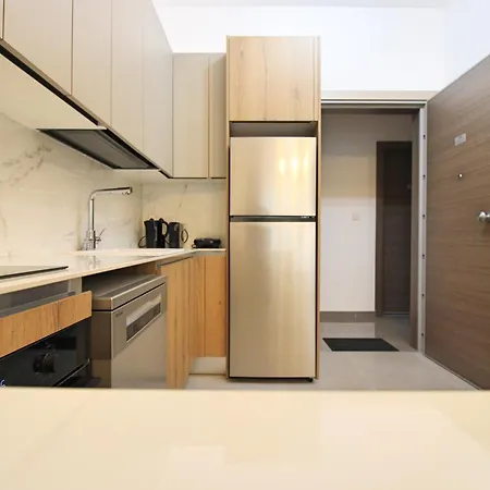 Apartment Modern & Stylish Pool 5 Min To & Mymall