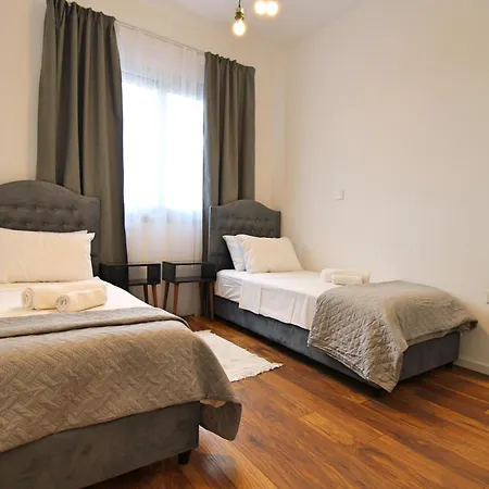Modern & Stylish Pool 5 Min To & Mymall Apartment Limassol