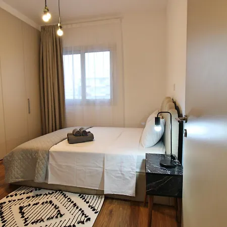 Apartment Modern & Stylish Pool 5 Min To & Mymall Limassol